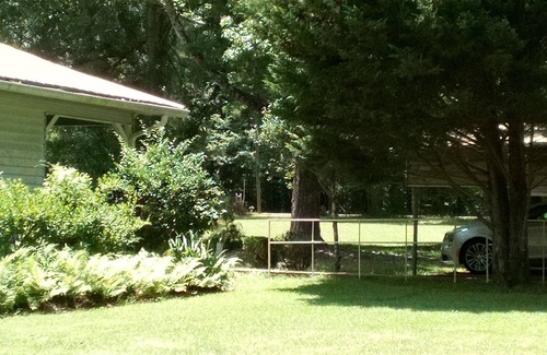 Roxie Casa | Country cottage in fantastic Natchez with WiFi, AC