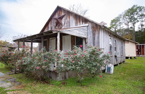Plantersville Cabaña | Country Cottage