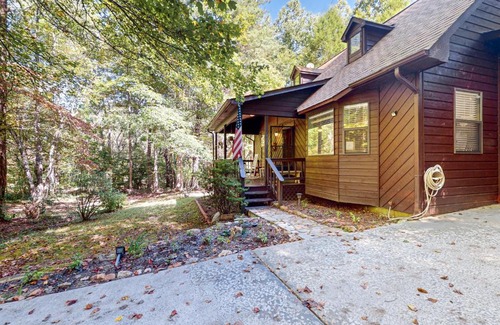 Blairsville Casa | Country Creek Cabin