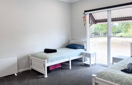 Pyalong Casa | Country Escape - House & 5 Acres