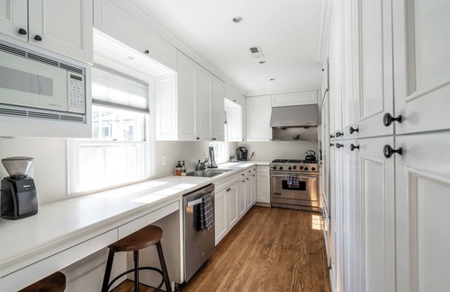 Charlottesville Casa | Country Estate with Pickleball & Views, 4-bedroom house in Charlottesville