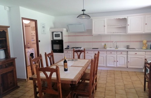 Lesparre-Medoc Casa | Country cottage in the middle of the forest