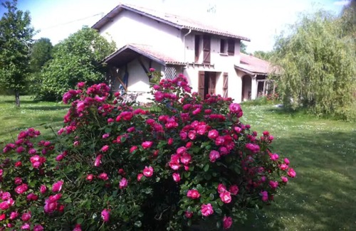 Lesparre-Medoc Casa | Country cottage in the middle of the forest