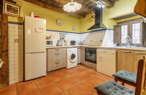 Canalejas de Penafiel Casa | Casa rural 'Casa Rural La Herreria' con terraza privada, jardín privado y balcón