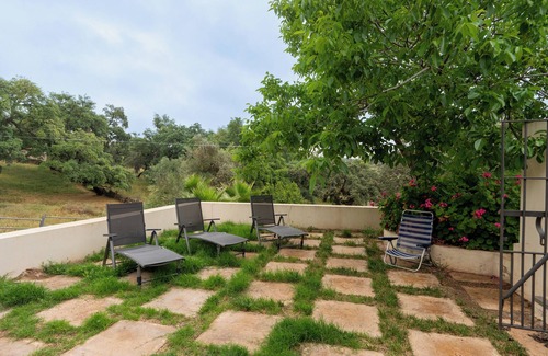 Zufre Casa | Casa rural 'La Arborea' con vistas a la montaña, terraza privada y Wi-Fi