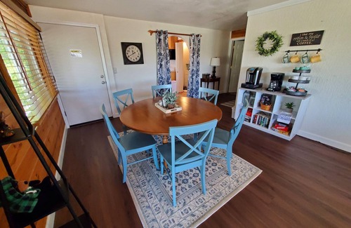 Springville Casa | Country Home at the Crossroads