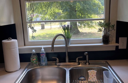 Gibsonville Casa | Country home on an acre!