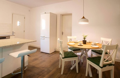 Viladrau Casa | Casa de campo 'Petit Castanyer' con vistas a la montaña, piscina privada y Wi-Fi