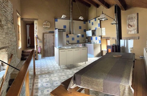 Gallipienzo Casa | Casa rural 'Zulotxo' con vistas a la montaña, terraza privada y Wi-Fi