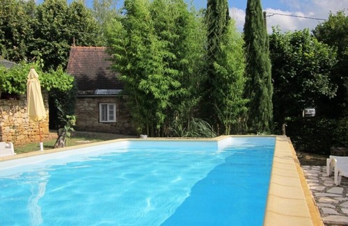 Cenac-et-Saint-Julien Casa | Casa de campo con ambiente histórico, piscina climatizada: ver también 2ª casa Le Conte