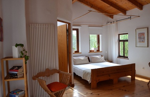 Barracao Casa | Casa de campo con gran estanque, cerca de la playa, para 8 personas.
