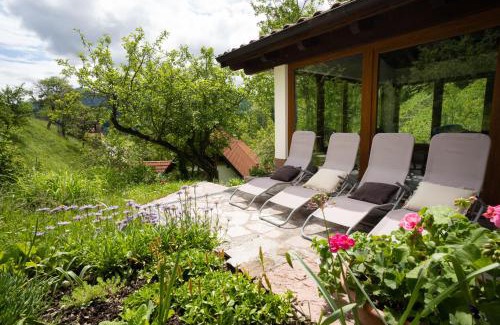 Zgornja Sorica Casa | Country house At Peskar`s