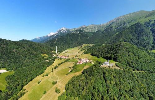 Zgornja Sorica Casa | Country house At Peskar`s