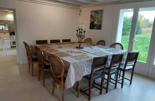 Garnerans Casa | Country house, Beaujolais ~Swimming pool ~Cinema