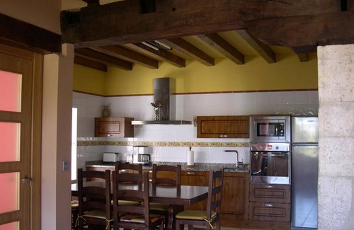 Ciaurriz Casa | Casa rural 'Bordaberri' con vistas a la montaña, jardín privado y Wi-Fi