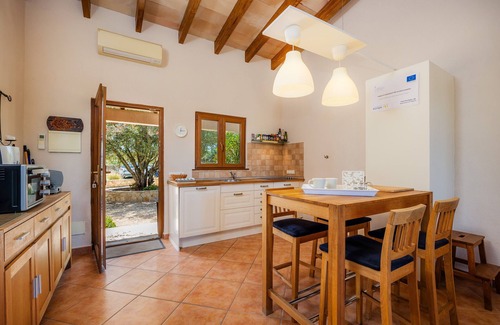 Montuiri Villa | Casa rural 'Buena Vista' con vistas a la montaña, Wi-Fi y aire acondicionado