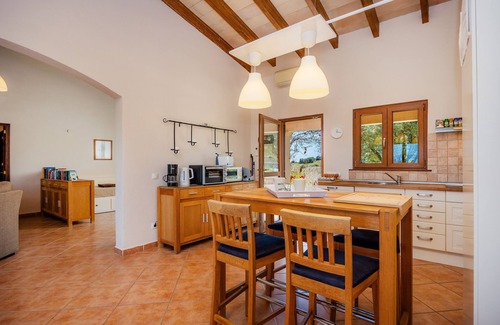 Montuiri Villa | Casa rural 'Buena Vista' con vistas a la montaña, Wi-Fi y aire acondicionado
