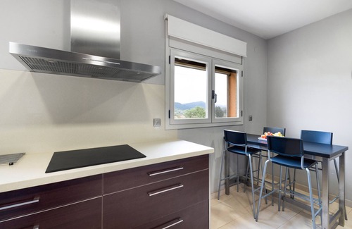 Cardona Casa | Casa rural 'Cal Miró Nou' con vistas a la montaña, Wi-Fi y aire acondicionado