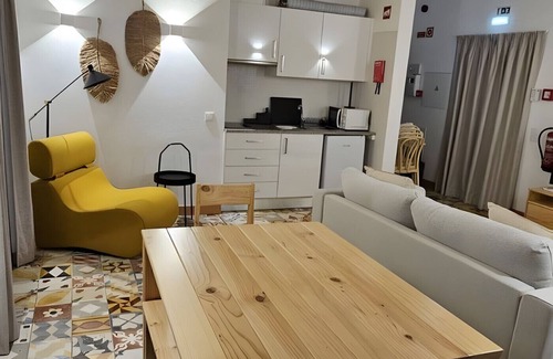 Alcoutim Casa | Country House 'Casa Da Moagem' with Mountain View, Wi-Fi and Air Conditioning