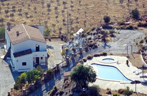 Taberno Casa | Casa Rural 'Casa de la Abuela' con Vista a la Montaña, Piscina Compartida y Wi-Fi