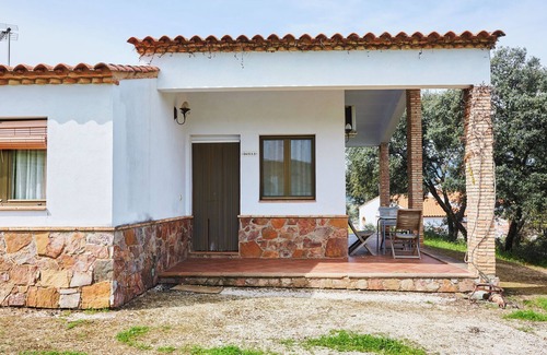 Aldeaquemada Casa | Casa rural 'Casa El Águila' con vistas a la montaña, piscina compartida y aire acondicionado