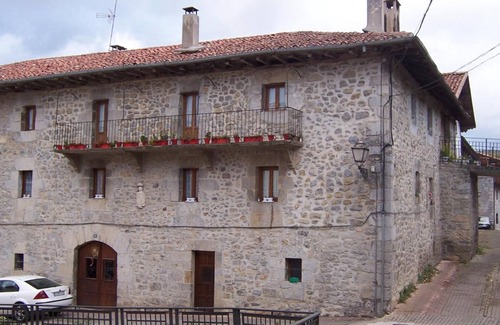 Lekunberri Casa | Casa rural 'Casa Rural Barbonea' con vistas a la montaña, jardín privado y Wi-Fi