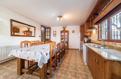Velez-Blanco Casa | Casa rural 'Cortijo Álamo 2 De Vélez' con vistas a la montaña, piscina privada y Wi-Fi