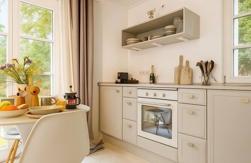 Nuthetal Cabaña | Country house dream - coach house under walnut trees