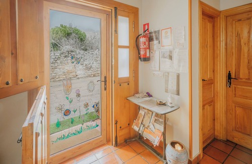 Amaya Casa | Casa rural 'El Hidalgo' con vistas a la montaña, jardín privado y Wi-Fi