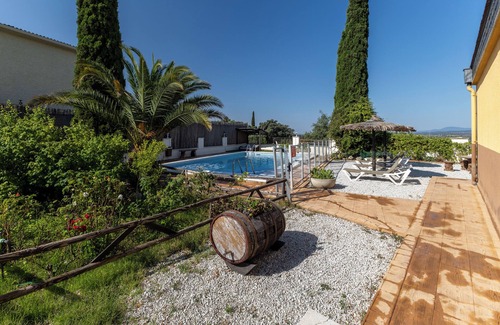 Aldea del Fresno Casa | Casa rural 'El Mirador De Calalberche' con vistas a la montaña, Wi-Fi y aire acondicionado