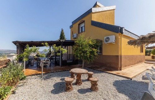 Aldea del Fresno Casa | Casa rural 'El Mirador De Calalberche' con vistas a la montaña, Wi-Fi y aire acondicionado