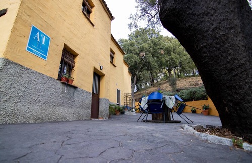 Pujerra Villa | Casa rural 'El Viejo Castaño 3' con vistas a la montaña, Wi-Fi y aire acondicionado