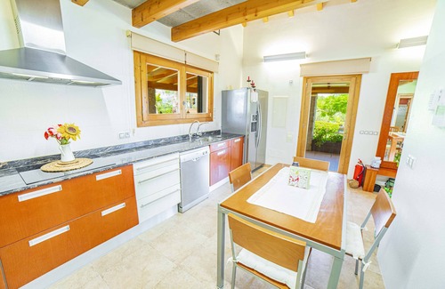 Alcudia Villa | Casa rural 'Els Oscols 53' con vistas al mar, Wi-Fi y aire acondicionado