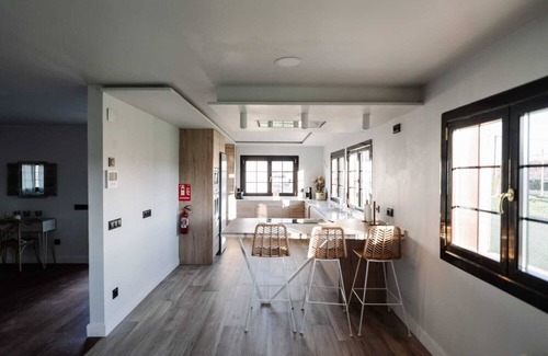 Ibeas de Juarros Casa | Casa rural 'Camino Blanco' con piscina privada, terraza compartida y aire acondicionado