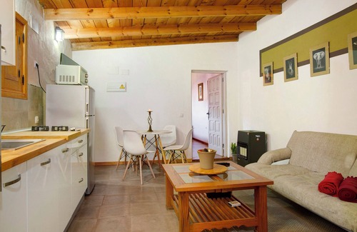 Vega de San Mateo Villa | Casa de campo 'Casa Rural Los Colorados' con vistas a la montaña y piscina