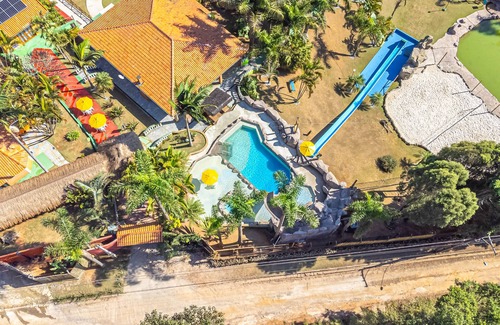 Piedade Cabaña | Country House with Themed Heated Pool!
