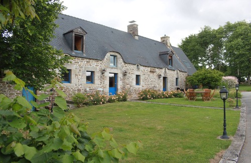 La Chapelle-Neuve Cabaña | casa de campo con piscina, sauna y jacuzzi