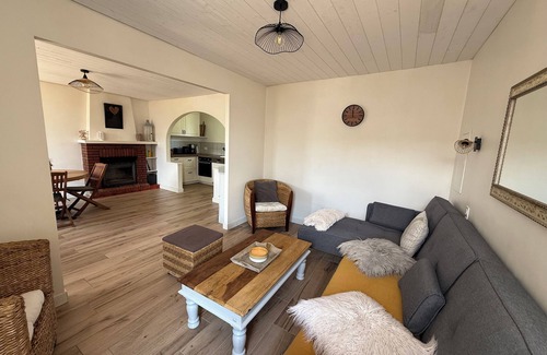 Saint-Gilles-du-Mene Casa | Country house