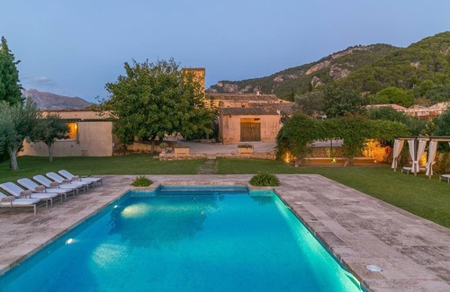 Andraitx Villa | Casa rural 'Historica House with Pool Free Wifi' con vistas a la montaña, Wi-Fi y aire acondicionado