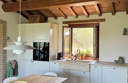 Gualdo Cattaneo Casa | Country house in Umbria with private pool for family holiday or romantic stay