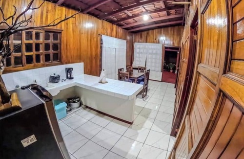 La Tigra Casa | Country House, Jacuzzi, Mountain, Nature Leso.