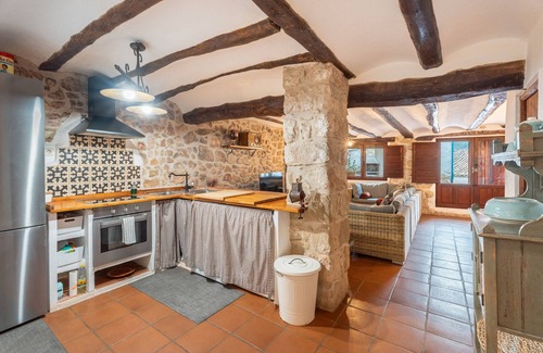 Olba Casa | Casa rural 'La Casuna' con vistas a la montaña, terraza privada y Wi-Fi