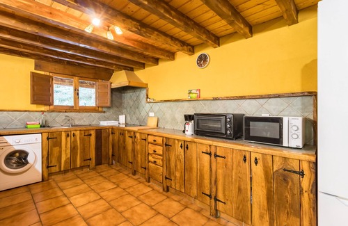 Soba Casa | Casa rural 'La Hirriria' con vistas a la montaña, terraza privada y jardín privado
