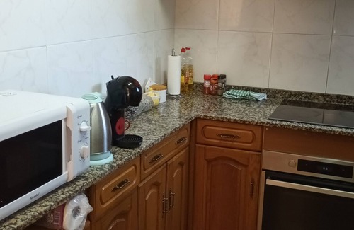 Lleida Villa | Casa rural 'Marina' con terraza privada, jardín privado y Wi-Fi