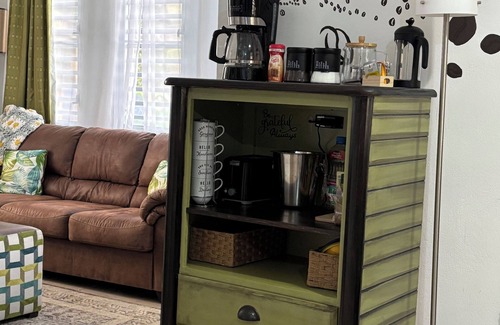 Guzman Abajo Casa | Country House minute's drive away from everything!