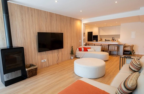 Guilhofrei Casa | Country House 'Montanha' with Mountain View, Wi-Fi and Air Conditioning