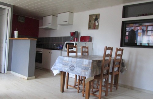 Les Bondons Casa | Country house, near the Menhir trail