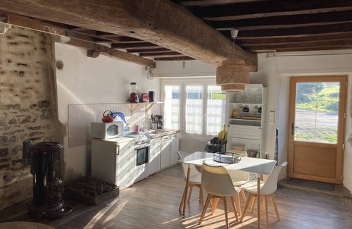 Neant-sur-Yvel Casa | Country house on the edge of the Brocéliande forest