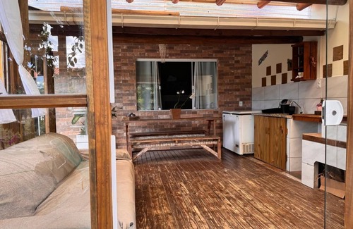 Praia do Rosa Casa | Country House on the Beach. Small pets allowed.