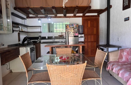 Praia do Rosa Casa | Country House on the Beach. Small pets allowed.